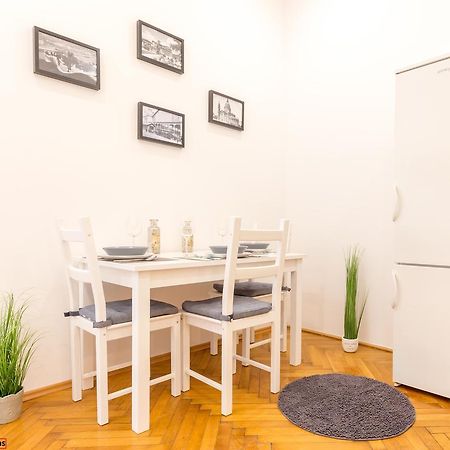 Real Apartments Zoltan Ii. Budapest Extérieur photo