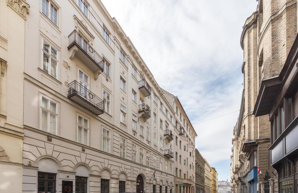 Real Apartments Zoltan Ii. Budapest Extérieur photo